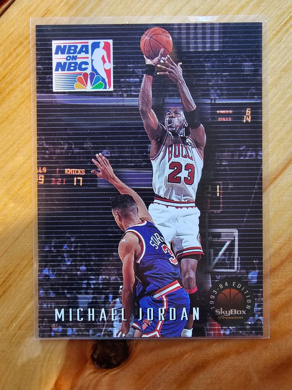 Michael Jordan 1993-1994 Skybox Premium #14 - Playoff Performance - Bulls - NBA